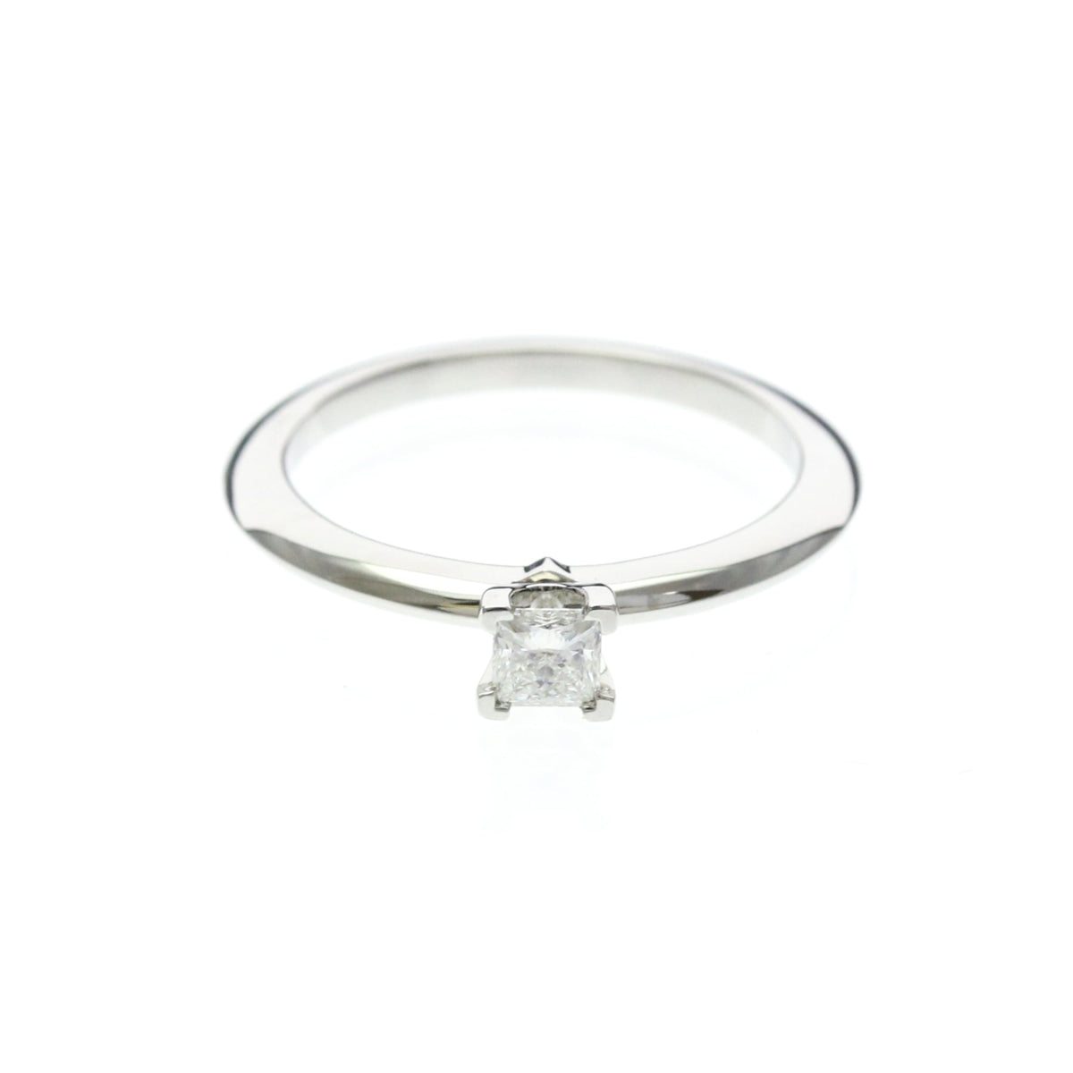 Cartier Solitaire 1895 Platinum with RBC Diamond .22CT