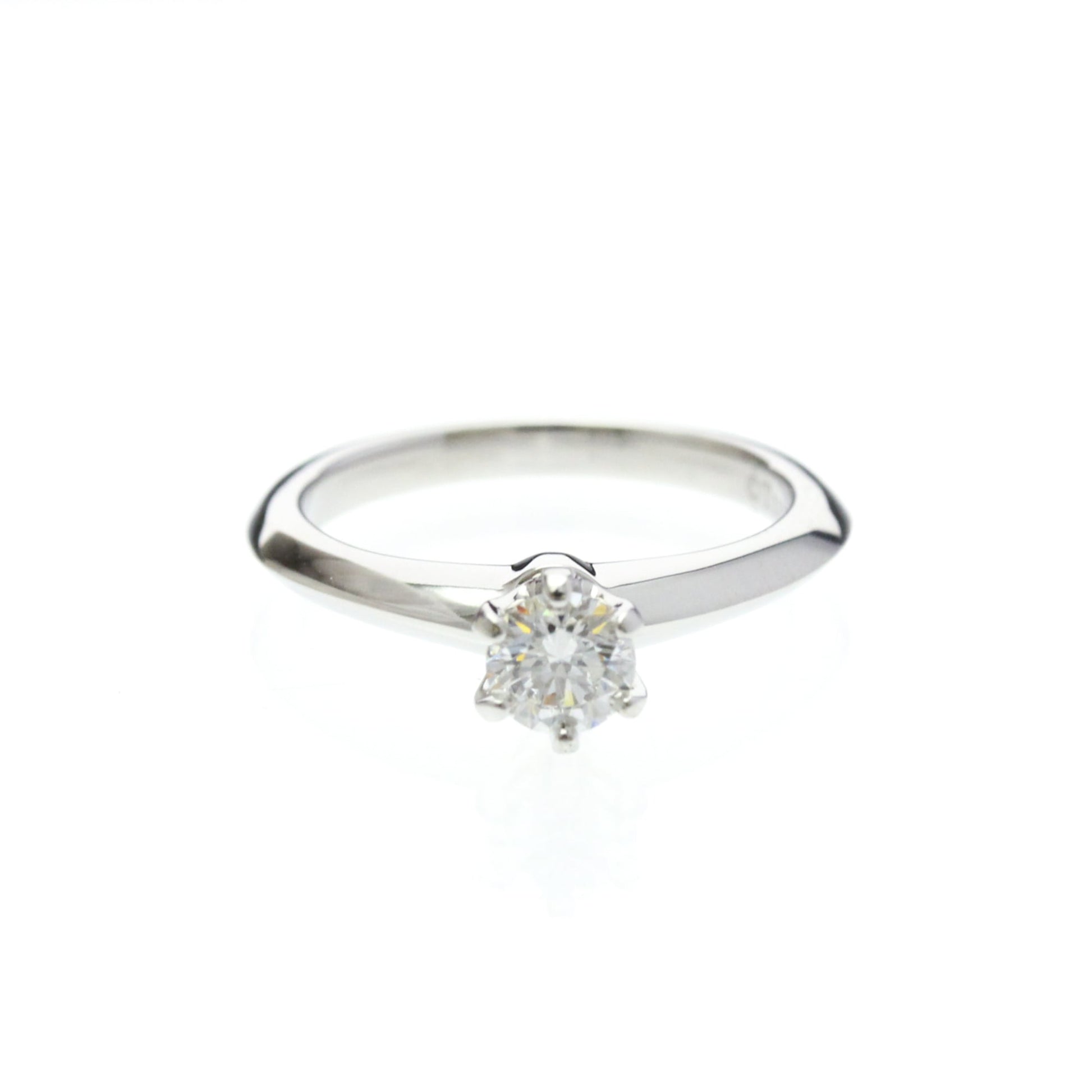 Tiffany & Co. Tiffany Setting Solitaire Platinum with RBC Diamond Product Image