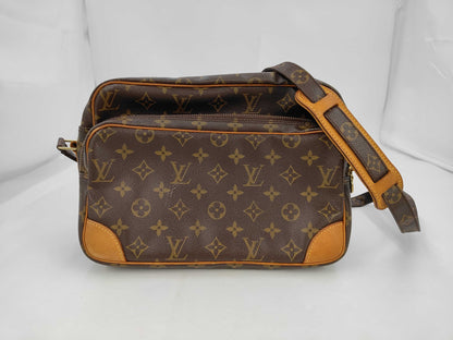 Louis Vuitton Nil Messenger Monogram Canvas 28