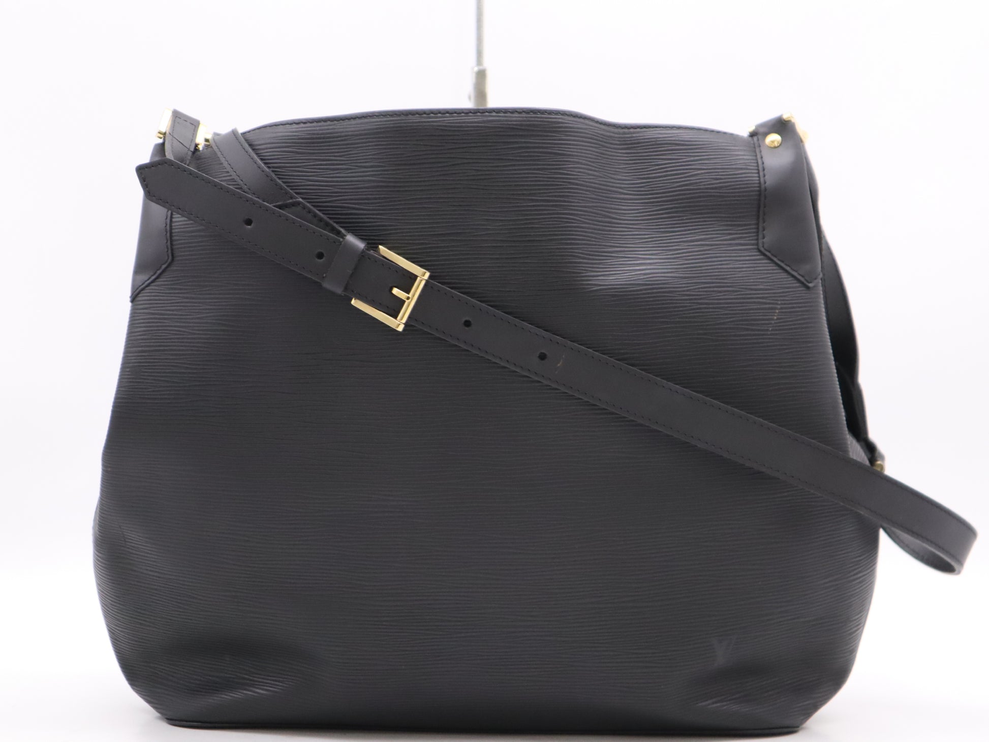 Louis Vuitton Mandara Handbag Epi Leather MM