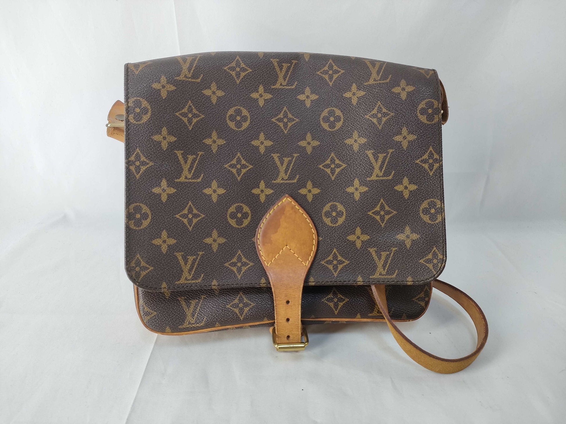 Louis Vuitton Cartouchiere Handbag Monogram Canvas MM