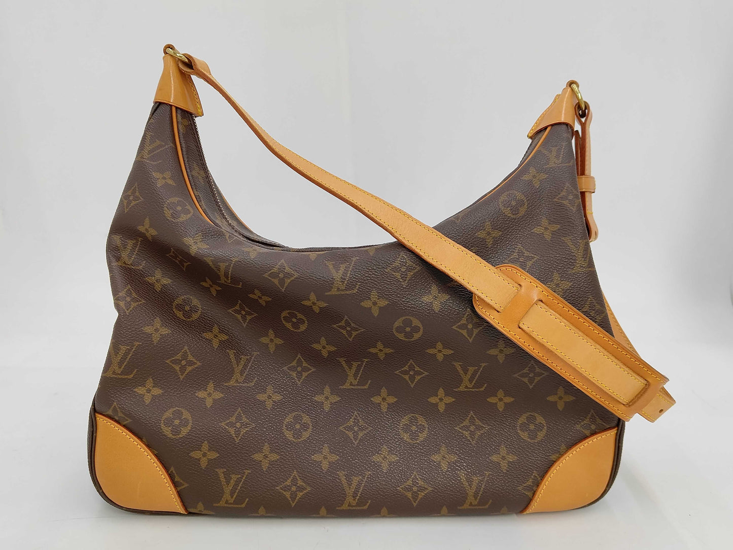 Louis Vuitton Boulogne Handbag Monogram Canvas 35