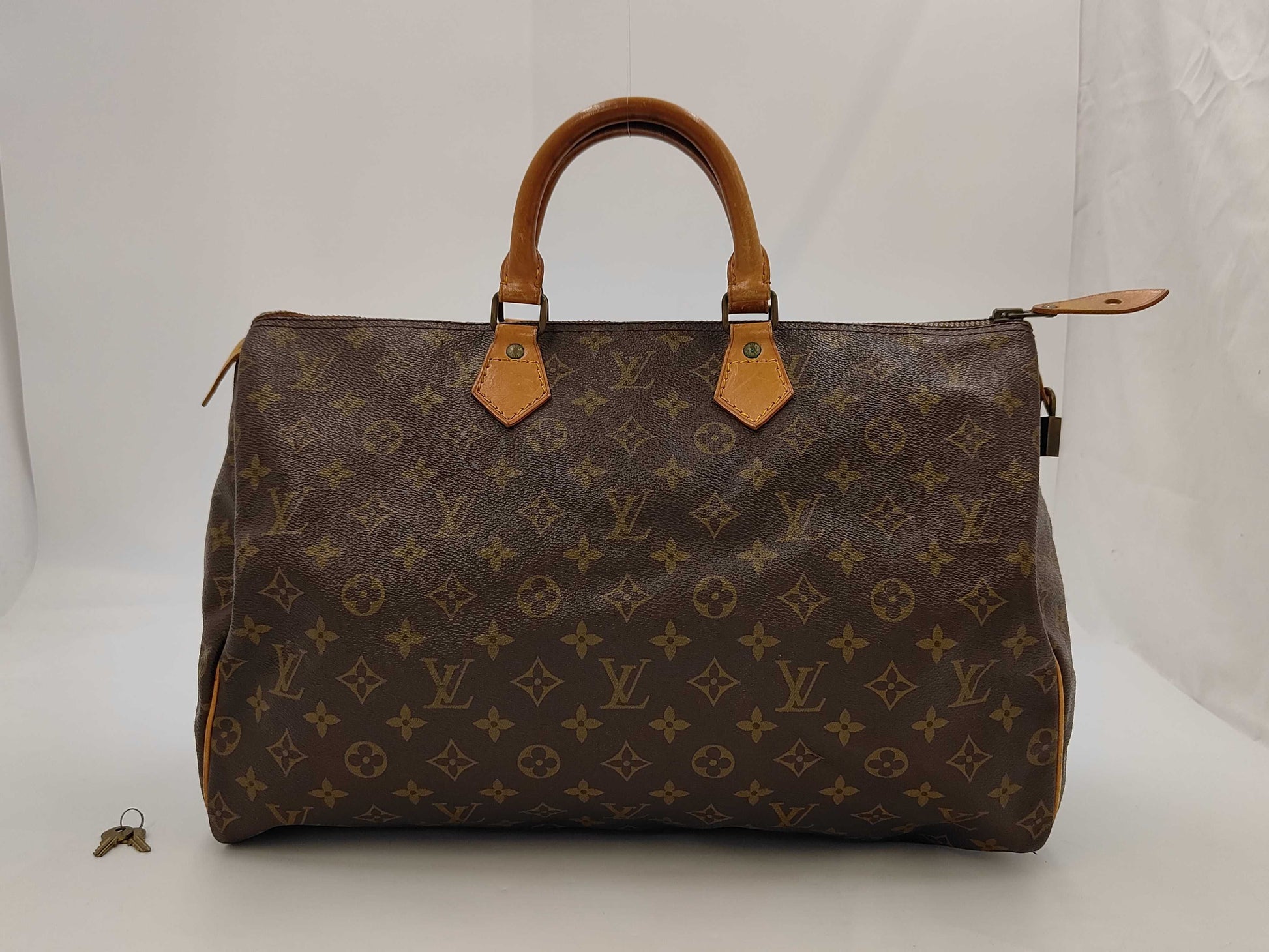 Louis Vuitton Speedy Handbag Monogram Canvas 40