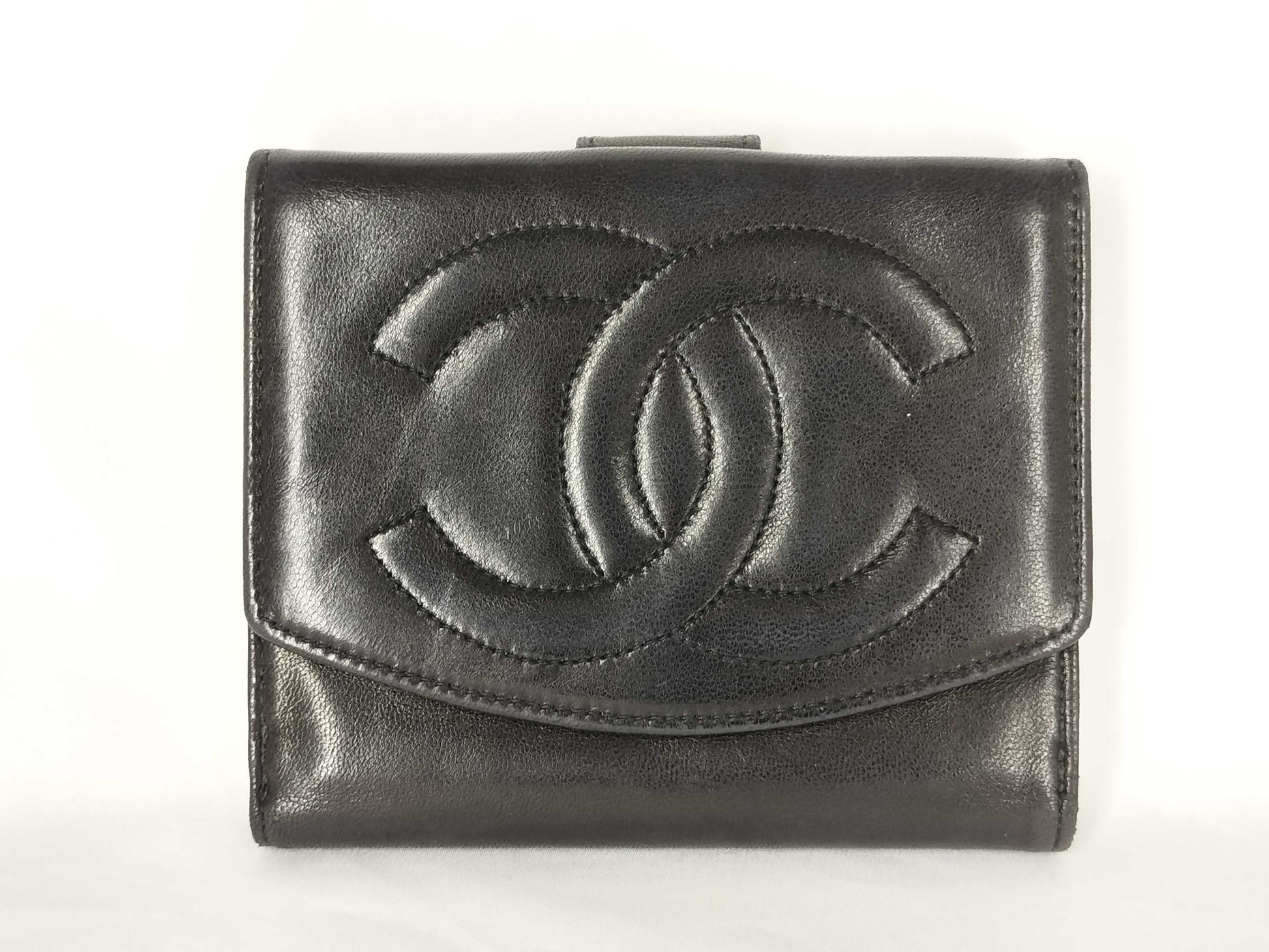 Chanel Timeless CC Bifold Wallet Caviar Product Image