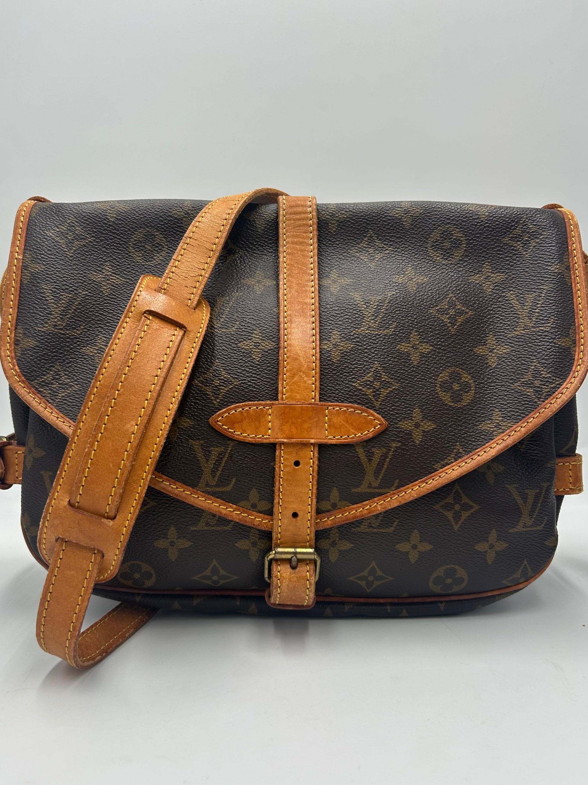 Louis Vuitton Saumur Monogram Canvas 30