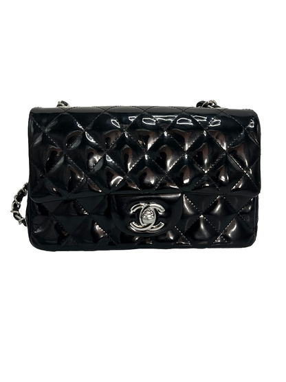 Chanel Classic Single Flap Quilted Lambskin Moyen