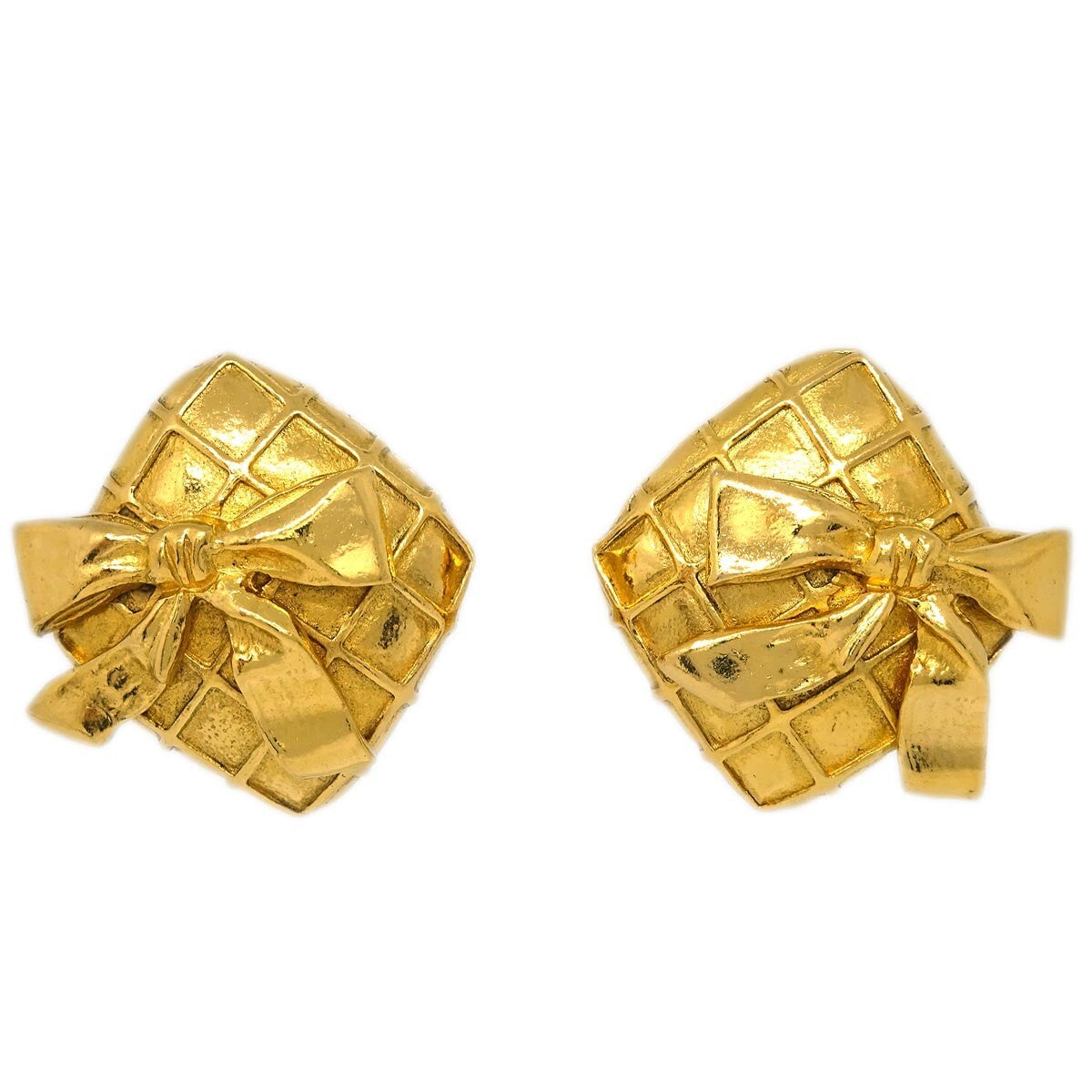 Chanel CC Rhombus Clip-On Metal Product Image