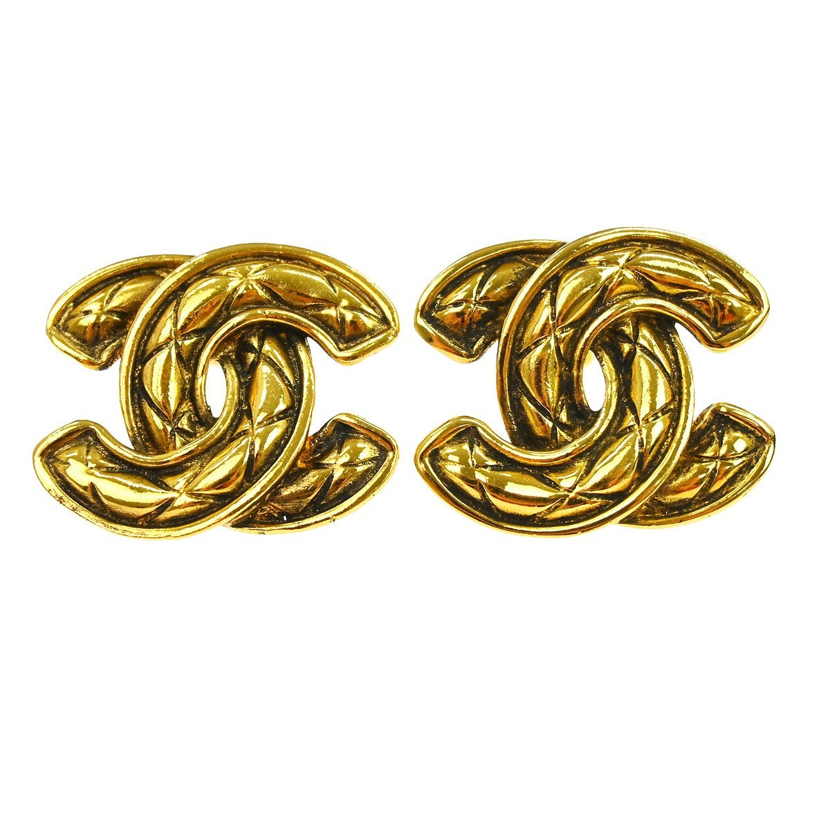 Chanel CC Clip-On Quilted Metal Product Image