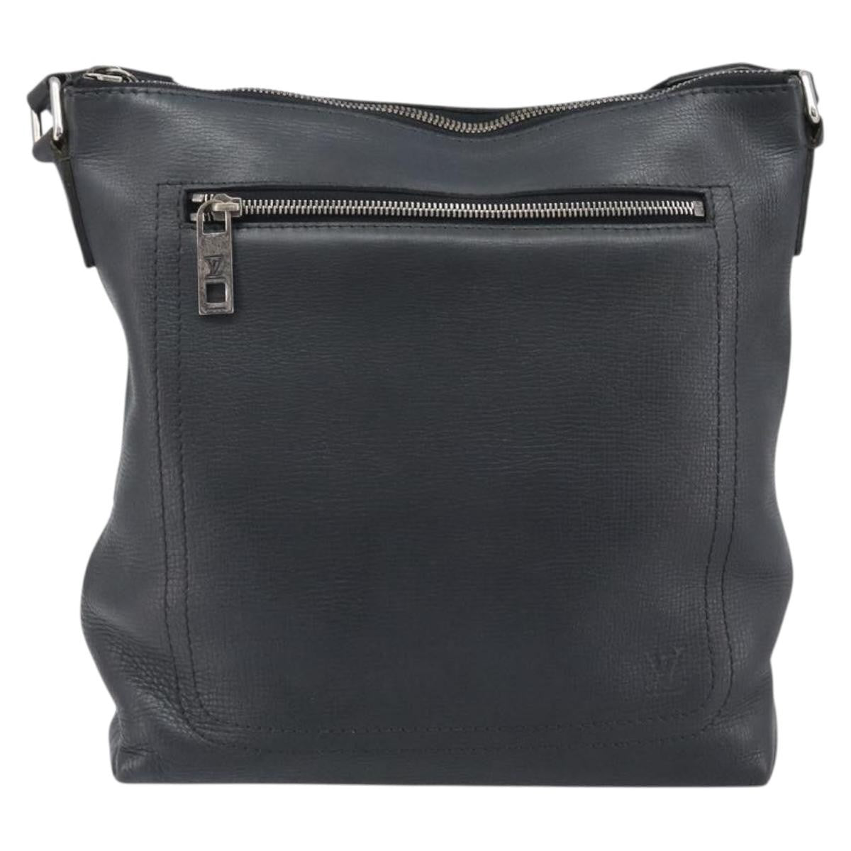 Louis Vuitton Shawnee Pochette Utah Leather Product Image