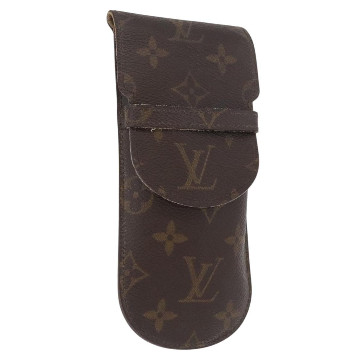 Louis Vuitton Etui à lunette Canvas Product Image