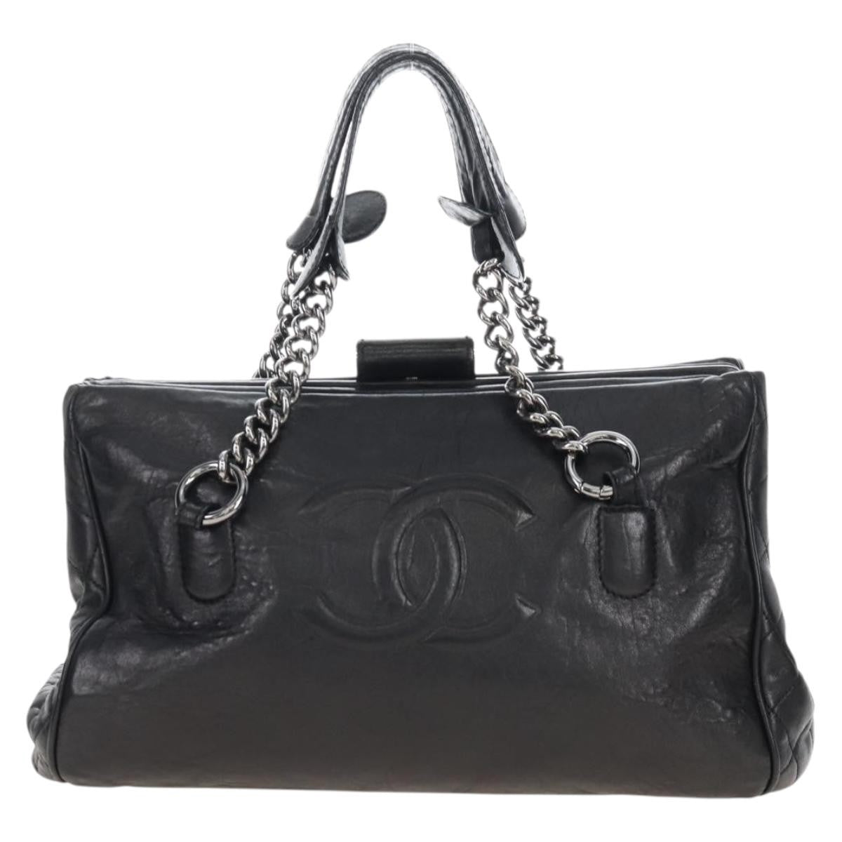 Chanel Perfect Day Leather Large