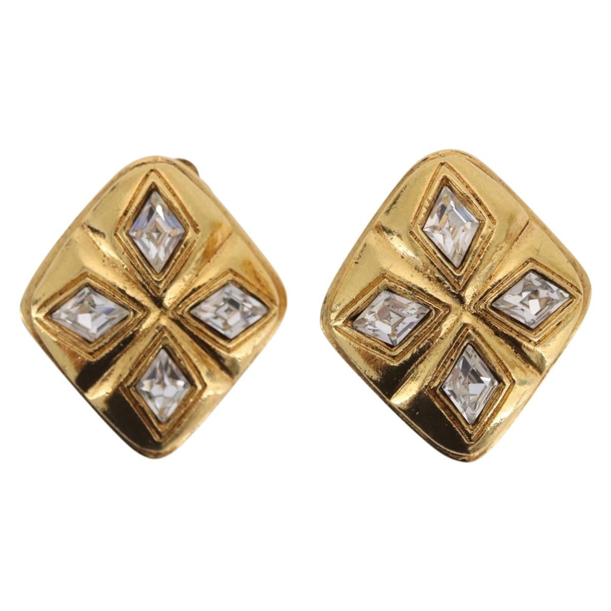 Chanel Vintage Diamond Clip-On Metal with Crystals Product Image