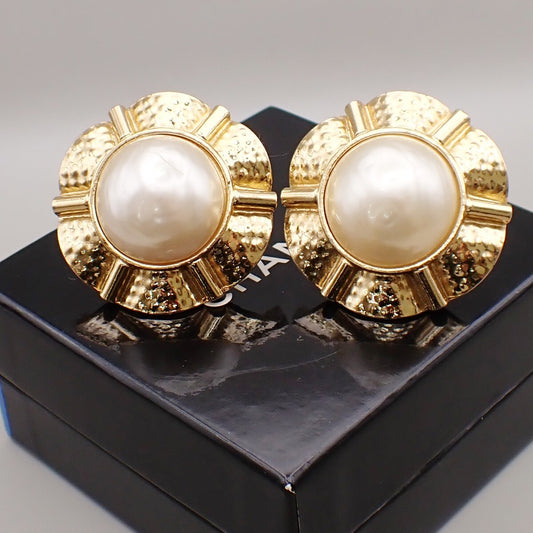 Chanel Vintage Clip-On Metal with Faux Pearl Product Image