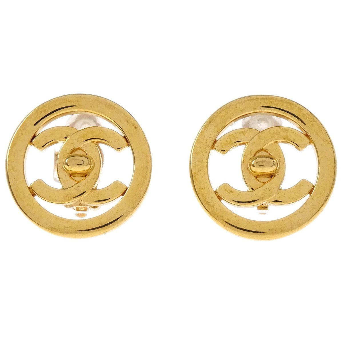 Chanel CC Round Metal Product Image