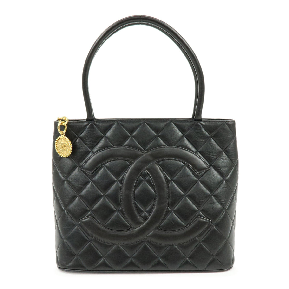 Chanel Medallion Quilted Caviar Product Image