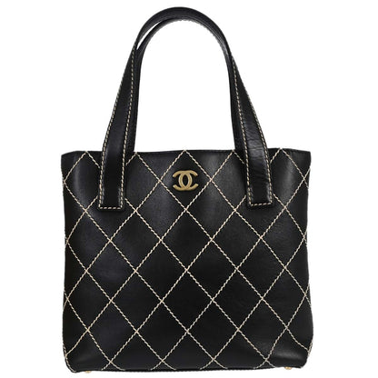 Chanel Surpique Quilted Leather Medium