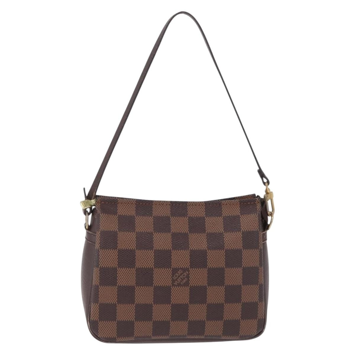 Louis Vuitton Trousse Make Up Damier Product Image