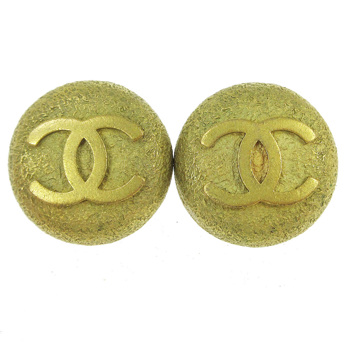 Chanel CC Round Metal Product Image