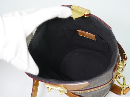 Image 4