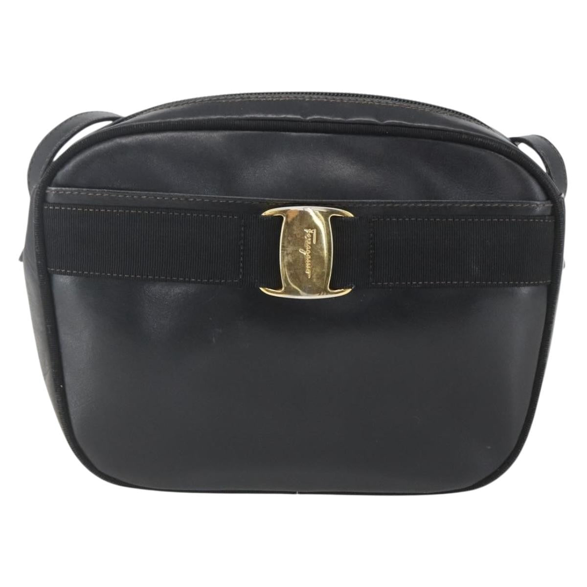 Salvatore Ferragamo Vara Bow camera Shoulder Bag Patent Leather Product Image