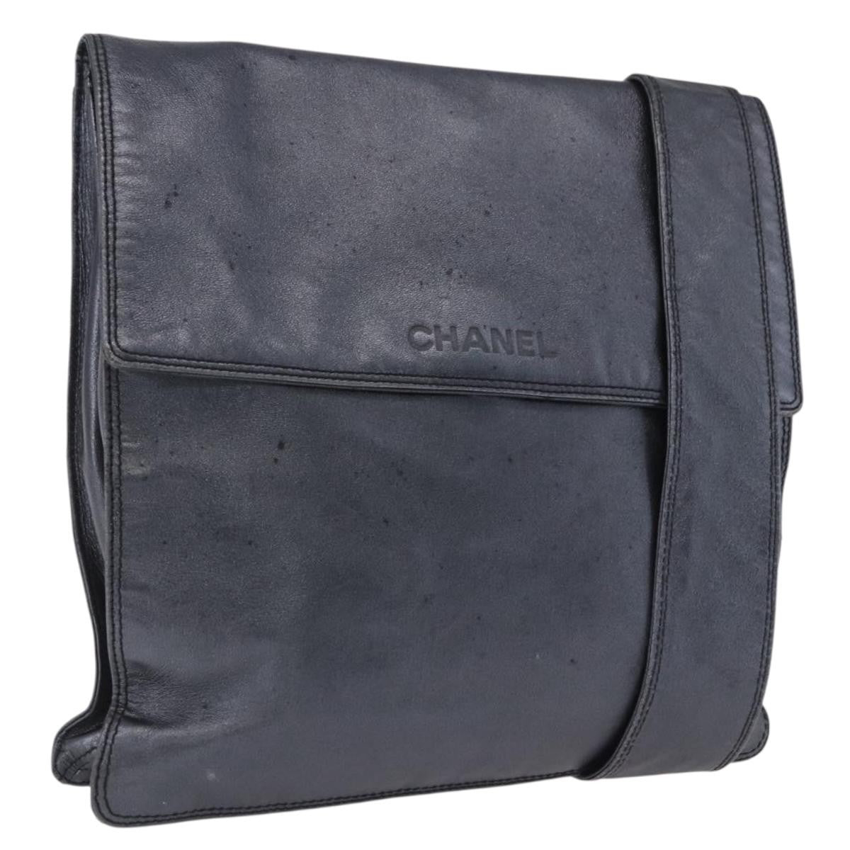 Chanel Vintage Logo Flap Messenger Leather Medium