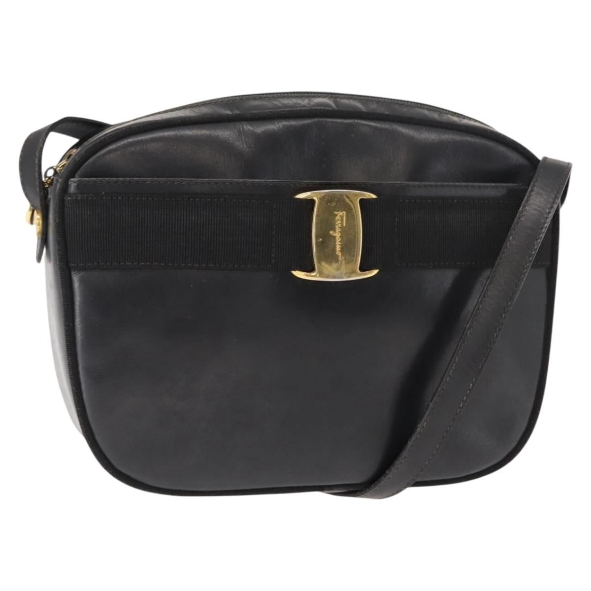 Salvatore Ferragamo Vala Shoulder Bag Leather Product Image