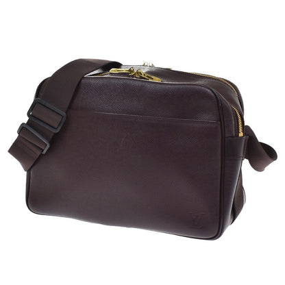 Louis Vuitton Reporter Taiga Leather PM