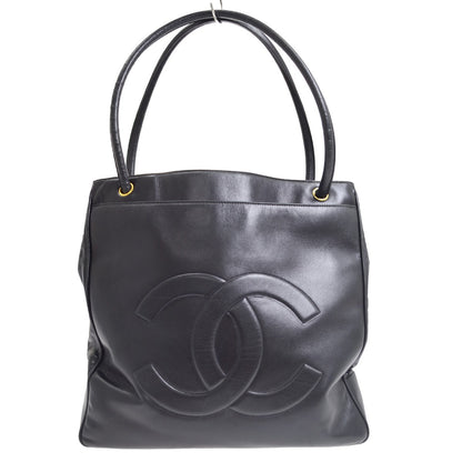 Chanel Vintage Timeless CC Charm Leather Medium