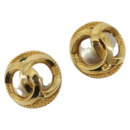 Chanel CC Clip On Metal Product Image