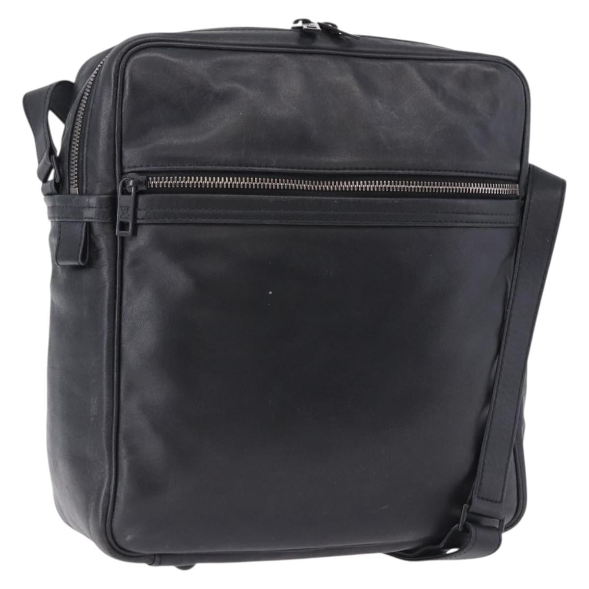 Louis Vuitton Clarkson Messenger Monogram Differ Leather Product Image