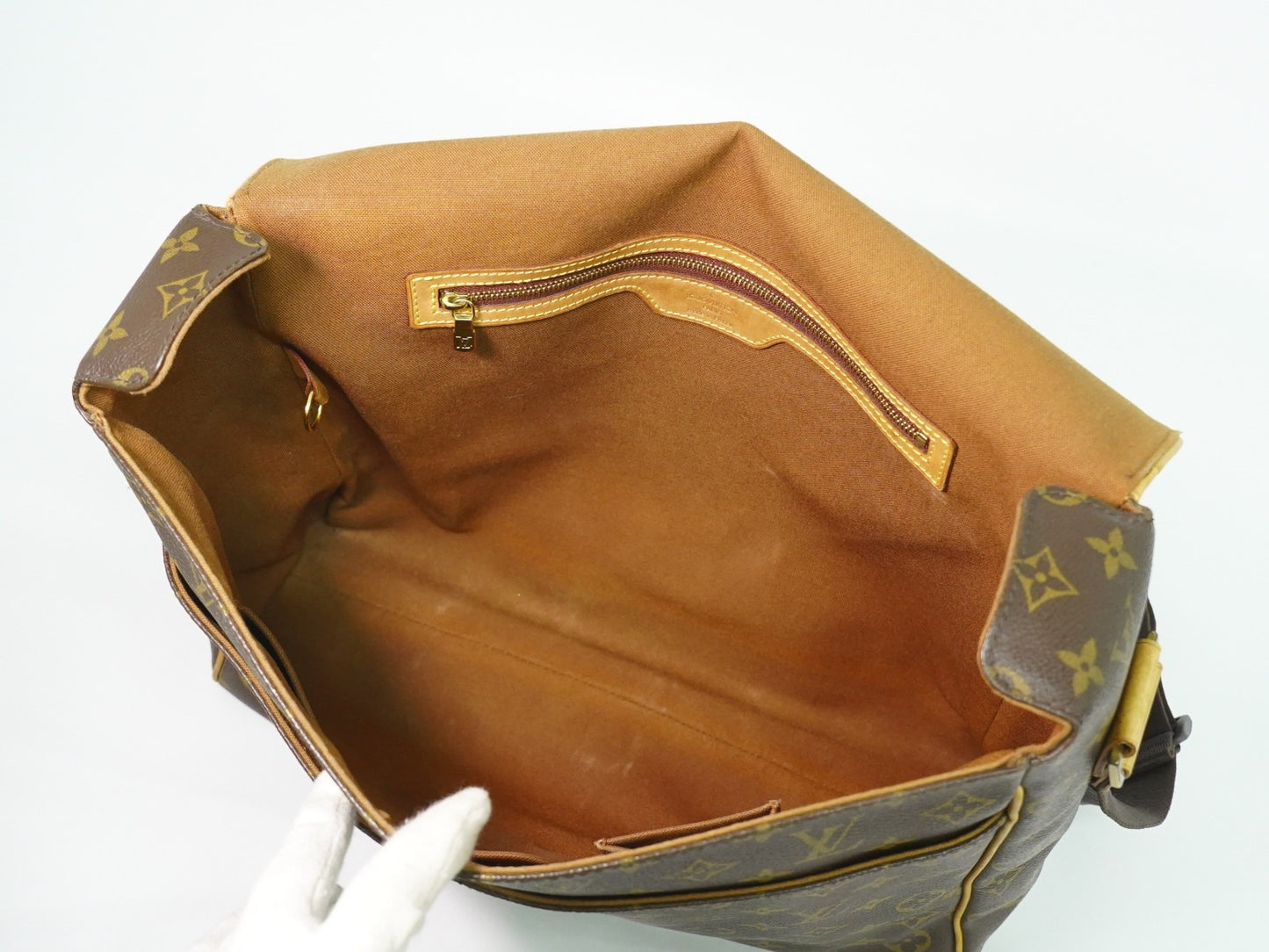 Image 4