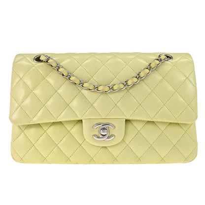 Chanel Timeless - Classic Double Flap Bag Quilted Lambskin Medium