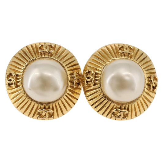 Chanel Vintage Round CC Clip-On Metal with Faux Pearl Product Image