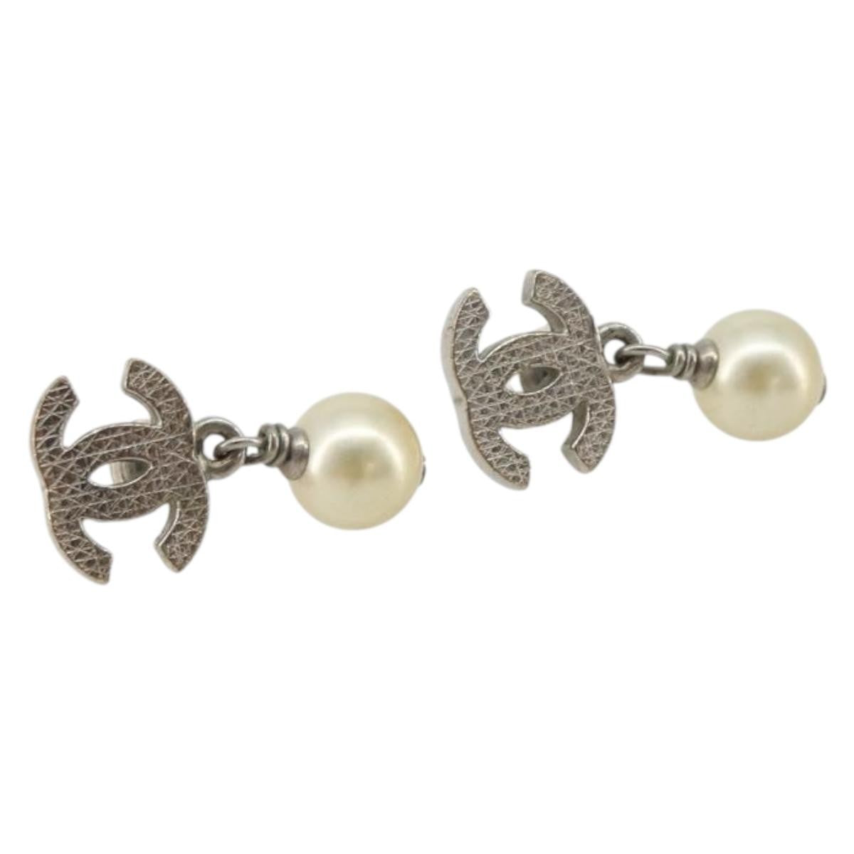 Chanel CC Drop Metal with Faux Pearls Product Image