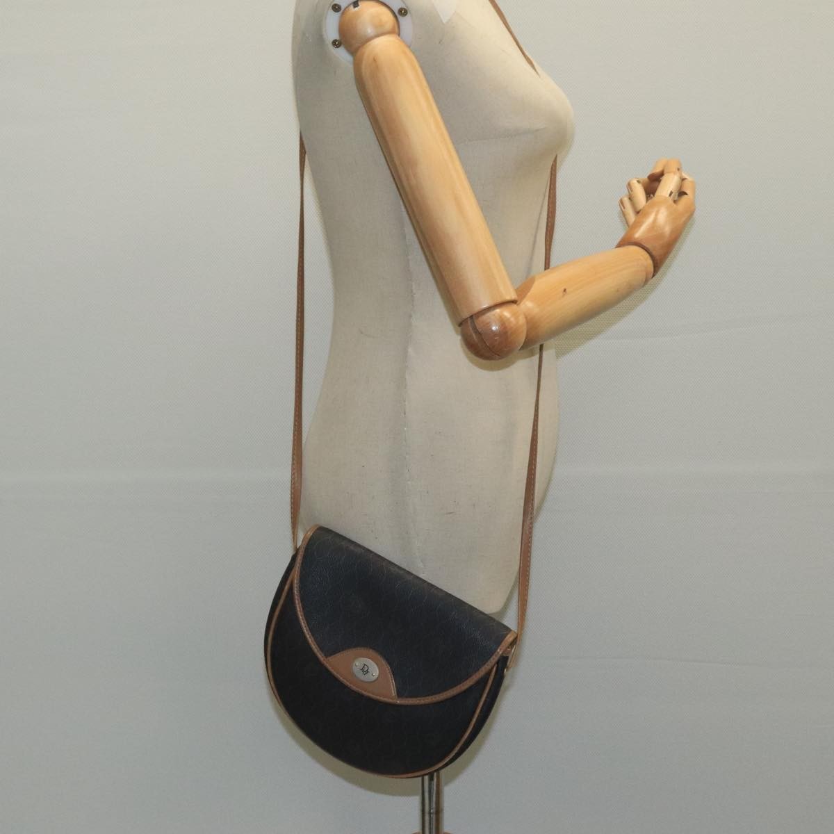 Image 12