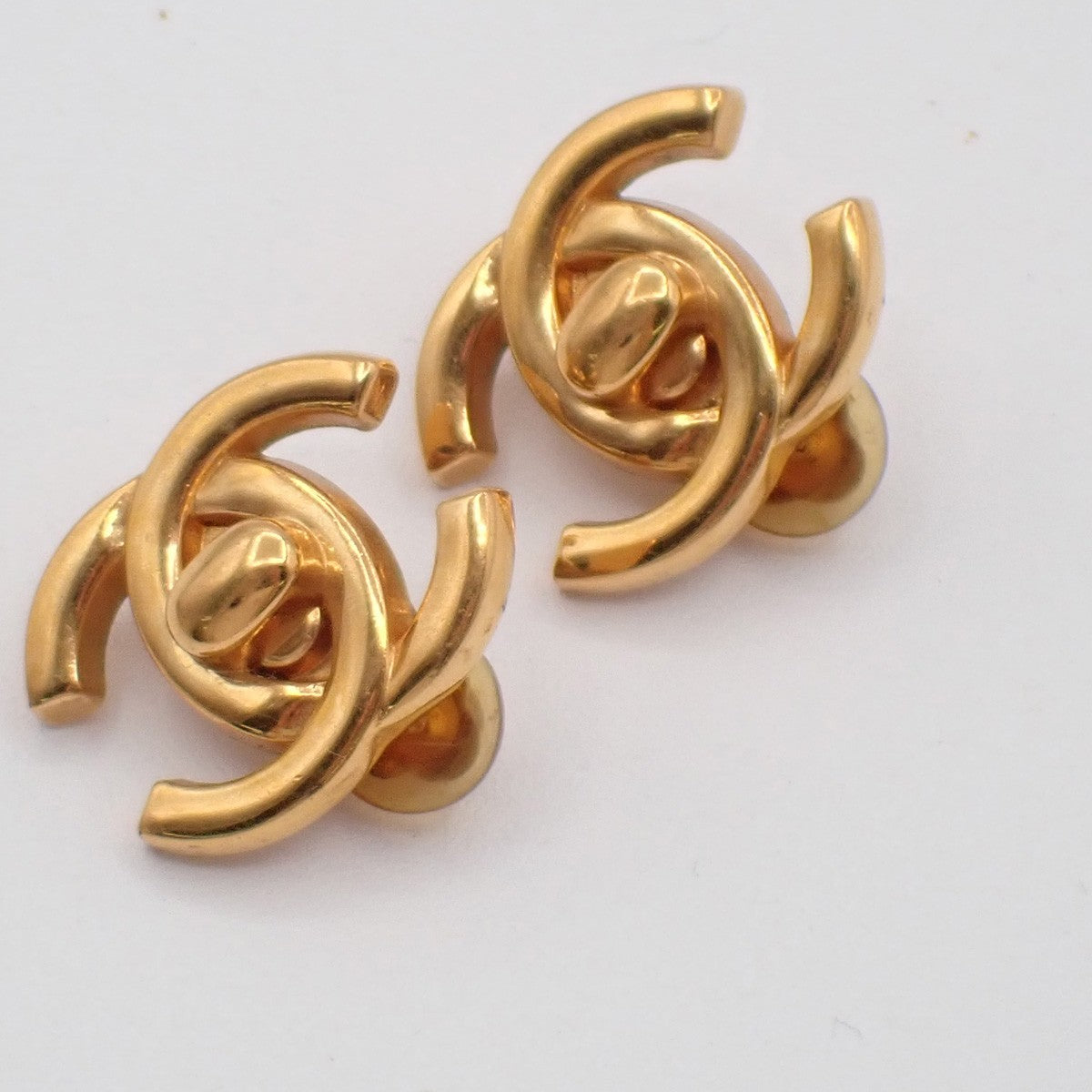 Chanel CC Button Clip-On Metal Product Image