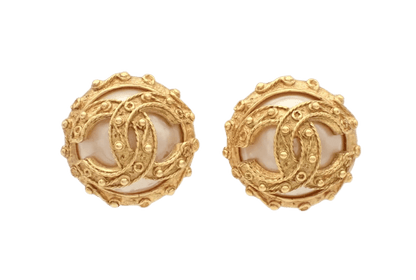 Chanel Vintage CC Round Cutout Clip-On Metal small